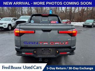 Used 2023 Hyundai Santa Cruz SEL w/ Activity Package video 2
