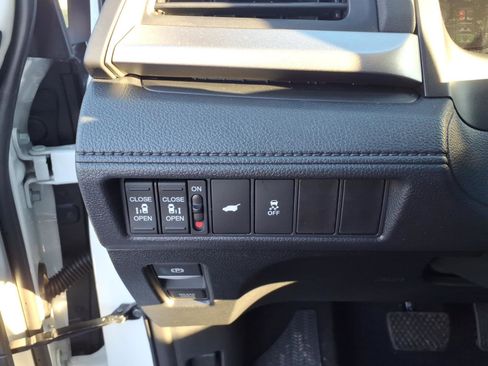 New 2026 Honda Odyssey EX-L image 9