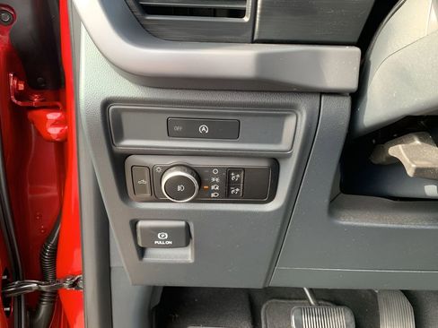 Used 2025 Ford F150 XLT w/ Equipment Group 301A Standard image 28