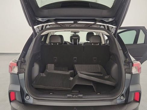 Used 2022 Ford Escape SEL image 22