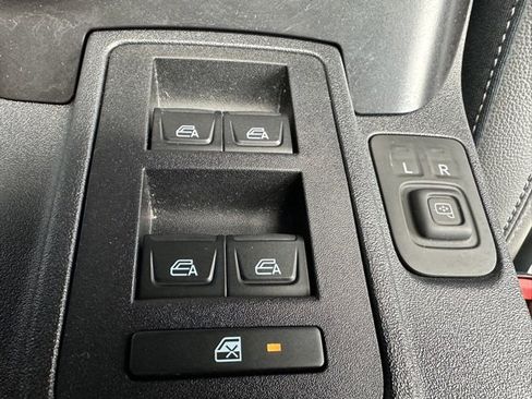 Used 2024 Ford Bronco Outer Banks image 17