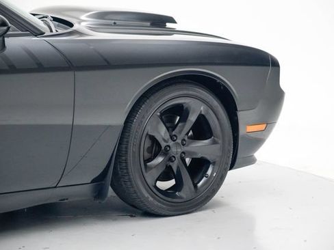 Used 2013 Dodge Challenger R/T Plus RWD image 7