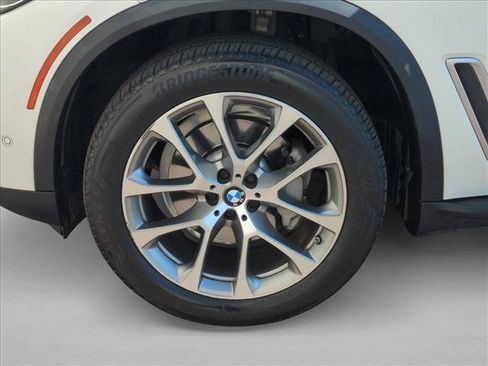 Used 2021 BMW X5 sDrive40i w/ Premium Package RWD image 26