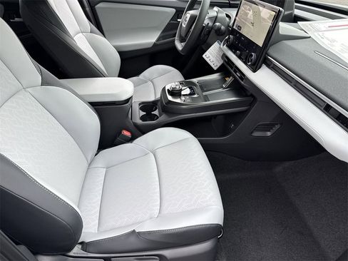 New 2026 Subaru Solterra Premium image 8