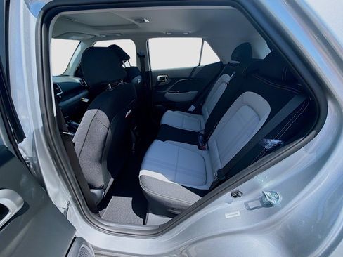New 2026 Hyundai Venue SEL FWD image 16
