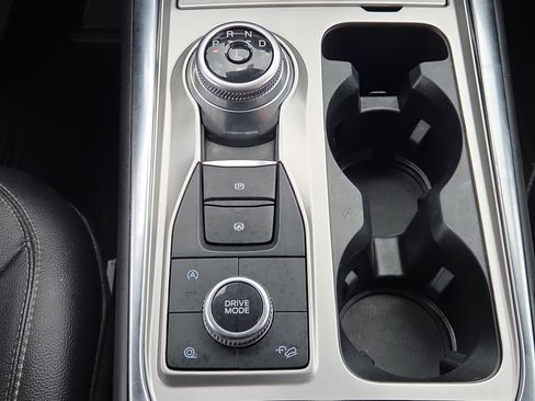 Used 2021 Ford Explorer Limited w/ Equipment Group 301A AWD/4WD image 27