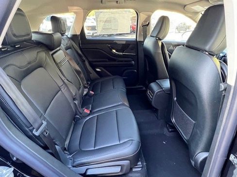 New 2026 Lincoln Corsair Premiere image 21