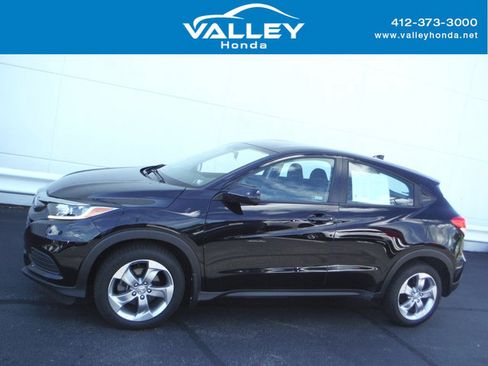 Used 2019 Honda HR-V LX image 2