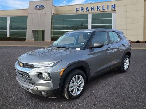 Used 2021 Chevrolet TrailBlazer LS image 3