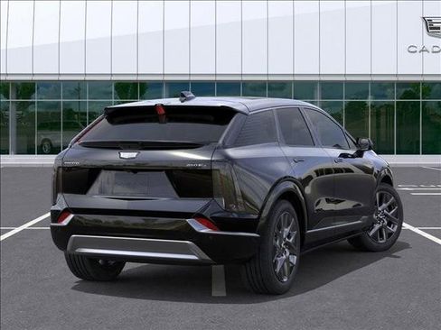 New 2026 Cadillac Optiq Luxury 1 image 4