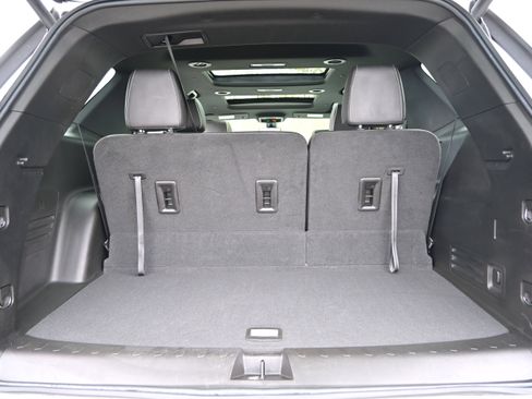 Used 2023 Chevrolet Traverse Premier image 29