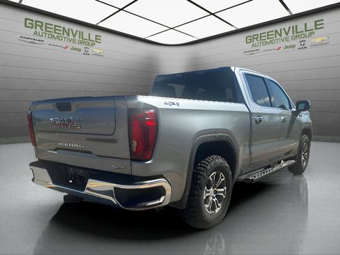 Used 2025 GMC Sierra 1500 SLT AWD/4WD image 5