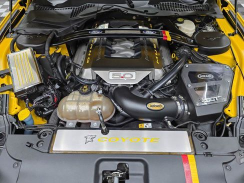 Used 2015 Ford Mustang GT Premium w/ Equipment Group 401A RWD image 34