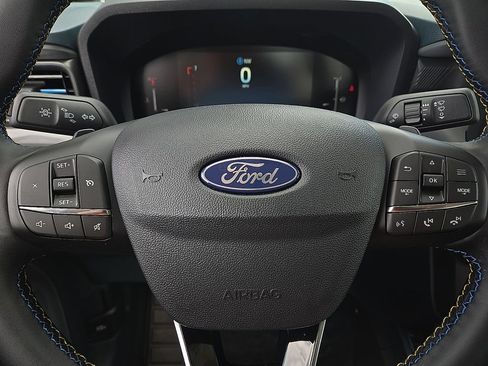 New 2026 Ford Maverick Lobo AWD/4WD image 19