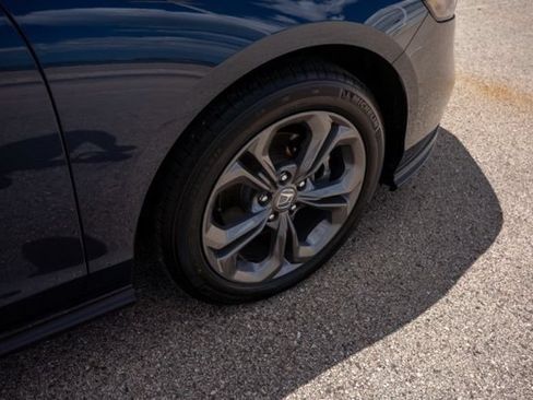 Used 2024 Honda Accord EX image 9