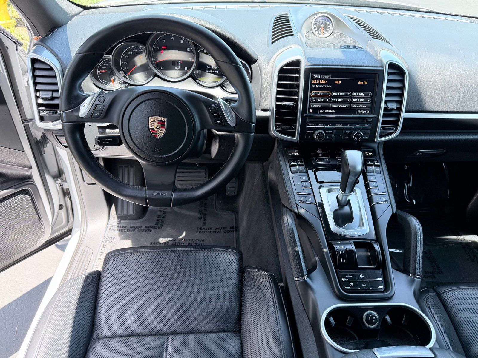 Used 2012 Porsche Cayenne AWD/4WD image 9