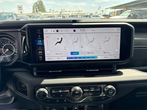 New 2026 Jeep Gladiator Sport AWD/4WD image 12