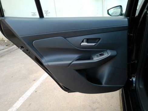 Used 2026 Nissan Sentra SR w/ Floor Mat Package FWD image 15