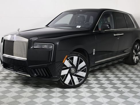 New 2026 Rolls-Royce Cullinan AWD/4WD image 39