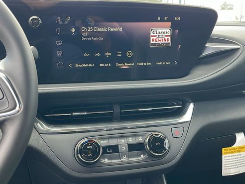 New 2026 Buick Envista Sport Touring w/ Convenience I Package FWD image 17