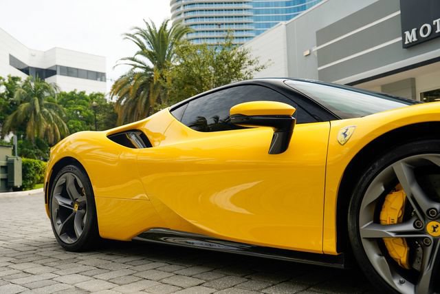 Used 2021 Ferrari SF90 Stradale AWD/4WD image 37
