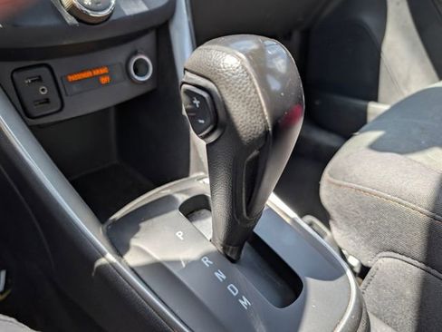 Used 2020 Chevrolet Trax LS AWD/4WD image 22