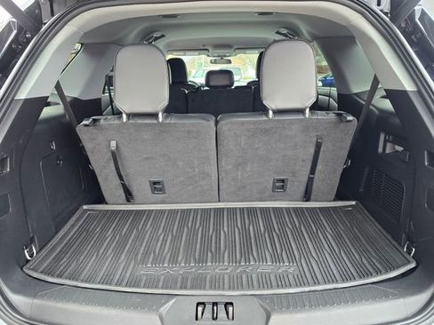 Used 2023 Ford Explorer XLT w/ Equipment Group 202A image 29