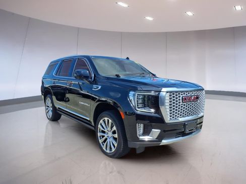Used 2023 GMC Yukon Denali w/ Denali Reserve Package AWD/4WD image 1