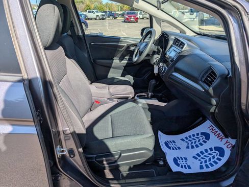 Used 2018 Honda Fit LX image 11