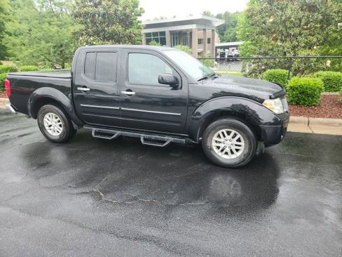 Used 2016 Nissan Frontier SV w/ SV Value Truck Package RWD image 7