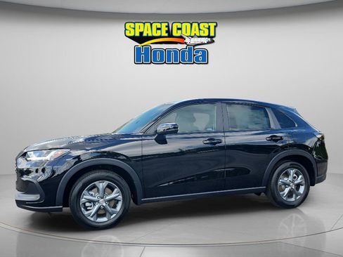 New 2026 Honda HR-V LX image 4