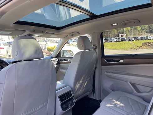 New 2026 Volkswagen Atlas SE image 13