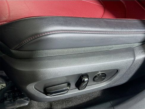 Used 2023 Lexus RX 500h F Sport image 18