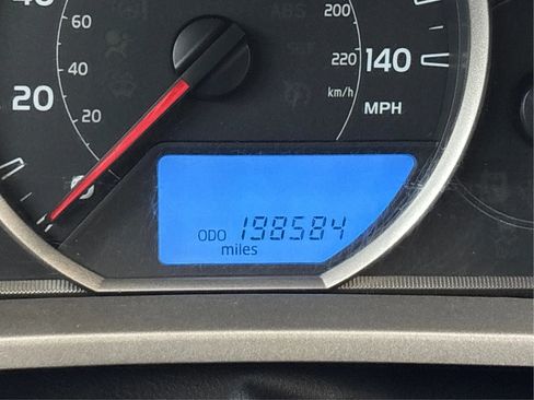 Used 2013 Toyota RAV4 LE AWD/4WD image 41