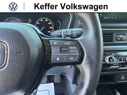 Used 2025 Honda Pilot Touring image 18