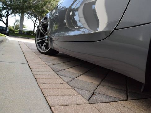Used 2011 BMW Z4 sDrive35i RWD image 42