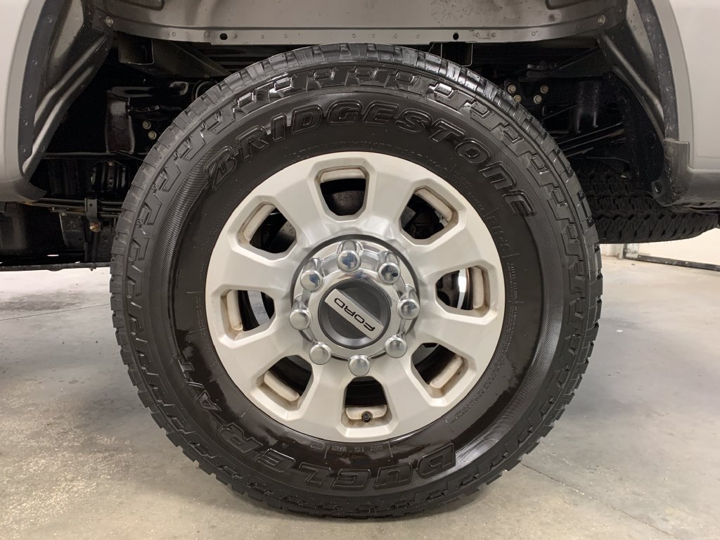 Used 2023 Ford F350 XLT w/ FX4 Off-Road Package AWD/4WD image 4