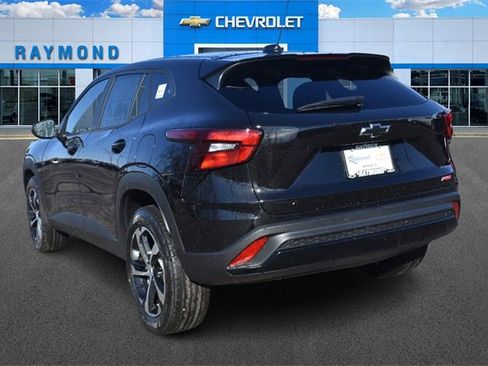 New 2026 Chevrolet Trax RS w/ Sunroof Package image 6