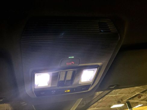 Used 2024 Volkswagen Atlas Cross Sport SEL R-Line image 35