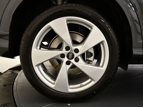 Used 2025 Audi Q5 Premium Plus w/ Premium Plus AWD/4WD image 15