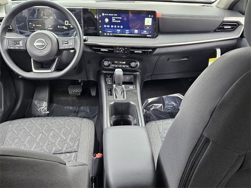 New 2026 Nissan Kicks SV image 8