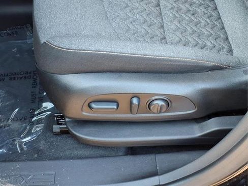 Certified 2024 Chevrolet Equinox LT image 13