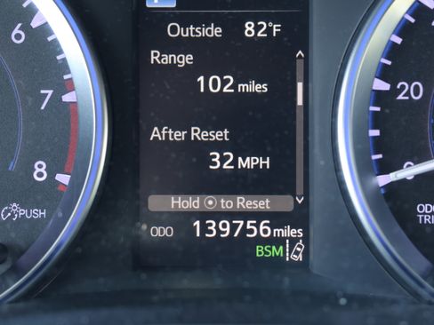 Used 2019 Toyota Highlander XLE image 20