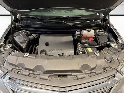 Used 2023 Chevrolet Traverse LT image 33