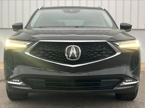 Used 2023 Acura MDX SH-AWD w/ Advance Package image 3