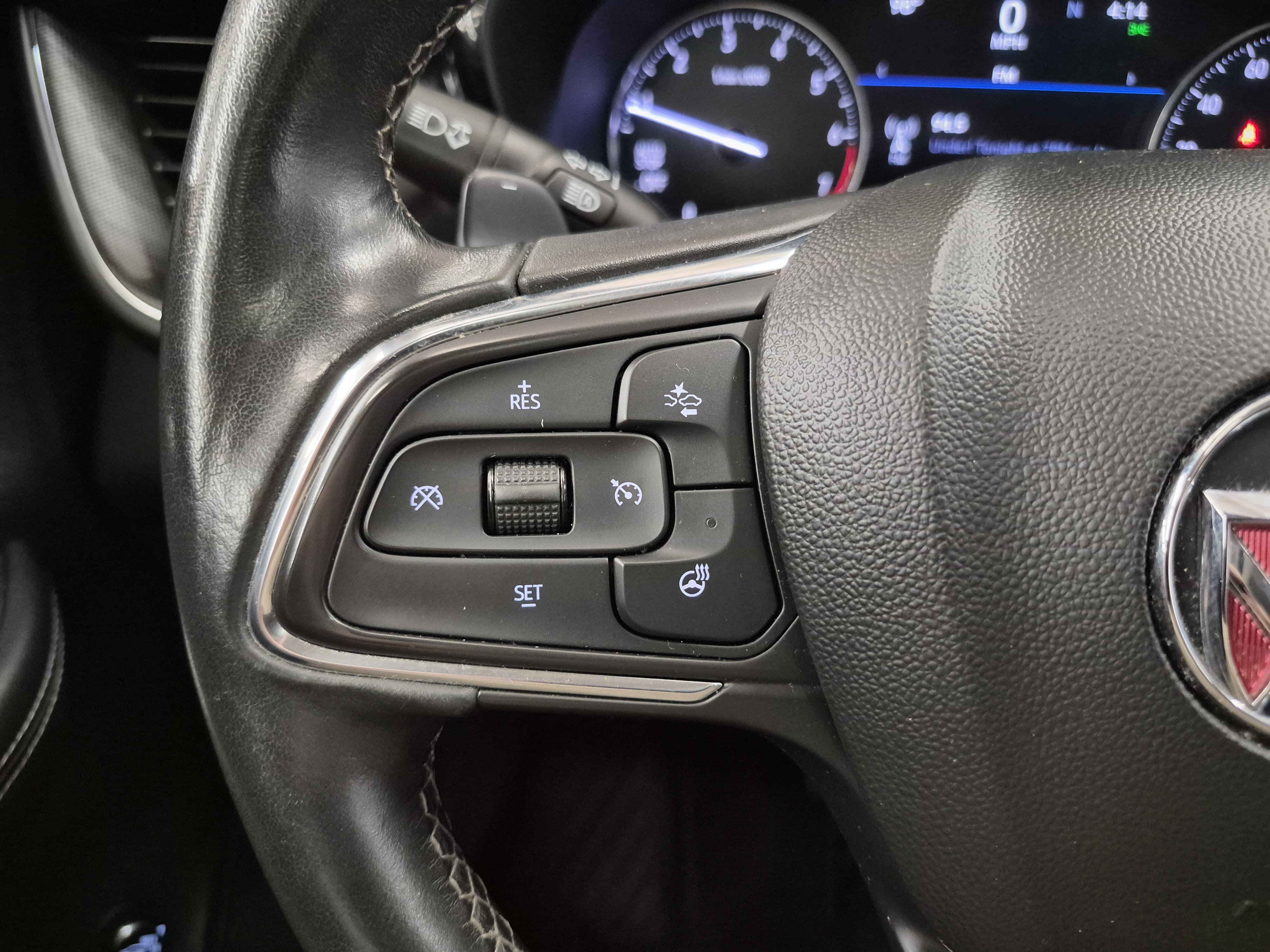 Used 2023 Buick Envision Essence w/ Sport Touring Package FWD image 25