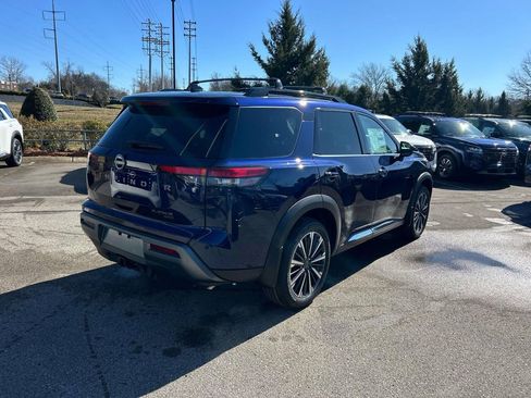 New 2026 Nissan Pathfinder Platinum AWD/4WD image 7