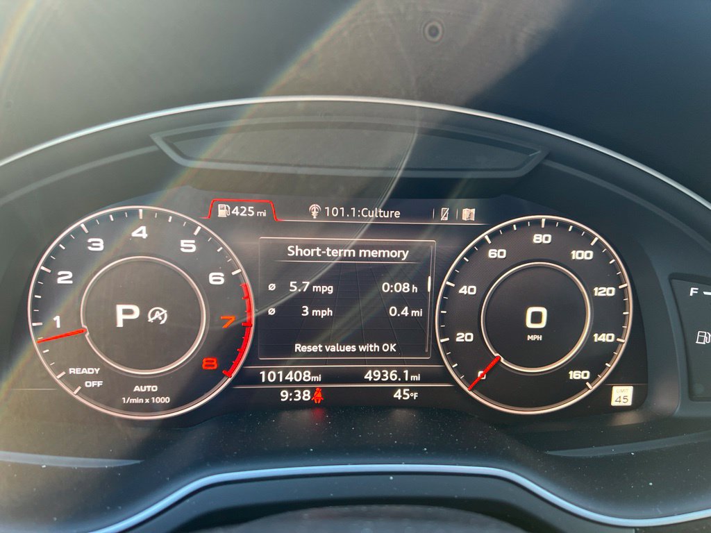 Used 2017 Audi Q7 3.0T Premium Plus w/ Premium Plus Package AWD/4WD image 10