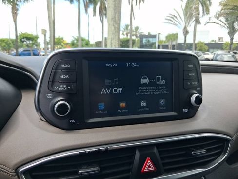 Used 2020 Hyundai Santa Fe SE FWD image 20