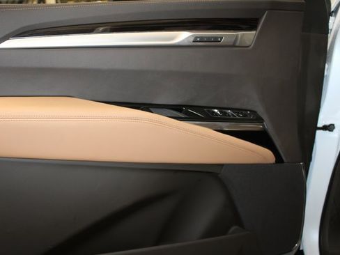 New 2026 Cadillac Escalade Luxury w/ Touring Package image 11